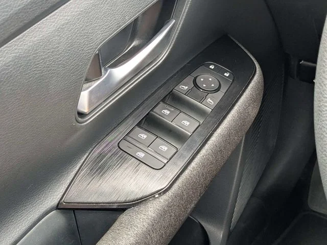 Used 2025 Super Black Nissan SV image 19