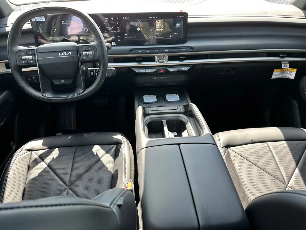 New 2027 White Kia EX image 24
