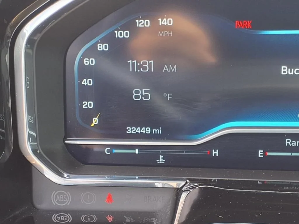 2023 Chevrolet Silverado 1500 ZR2 - Photo 25