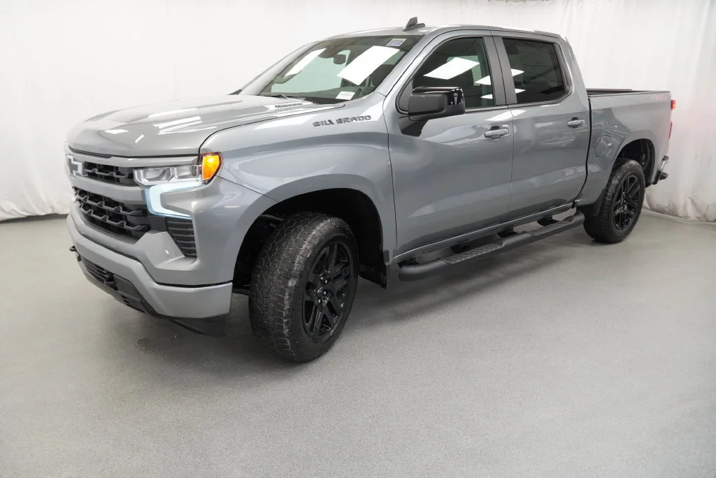 New 2026 Sterling Gray Metallic Chevrolet RST image 19