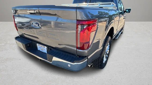 Used 2024 Gray Ford XLT image 41