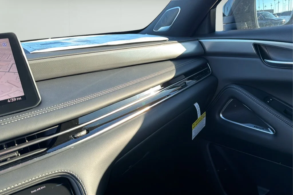 New 2027 MINERAL BLACK INFINITI Sport AWD image 28