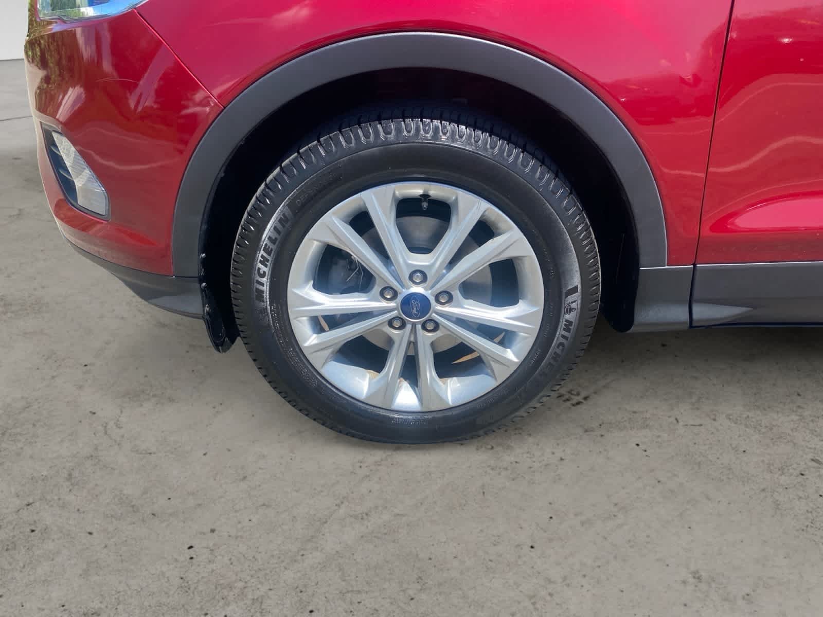 Used 2019 Ruby Red Metallic Tinted Clearcoat Ford SE image 13