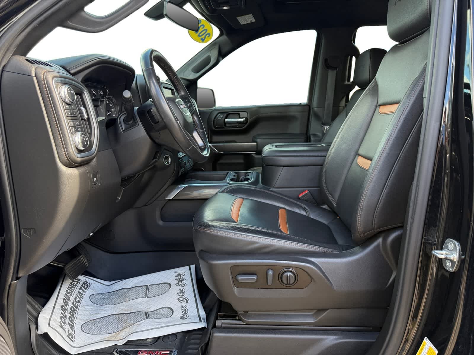 Used 2022 Onyx Black GMC AT4 image 11