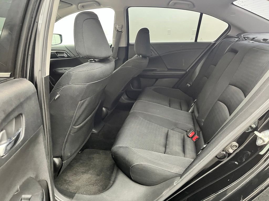 Used 2015 Alabaster Silver Metallic Honda Sport image 36