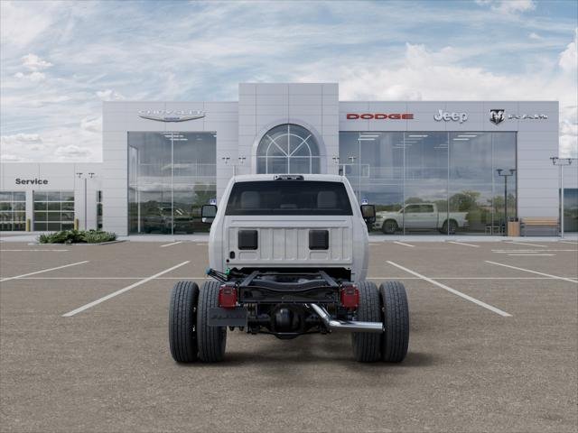New 2026 Bright White Clear-Coat Exterior Paint RAM Tradesman image 33