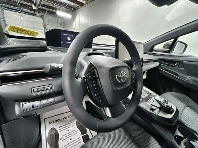 New 2026 Wind Chill Pearl <sup>1</sup> Toyota  XLE image 10