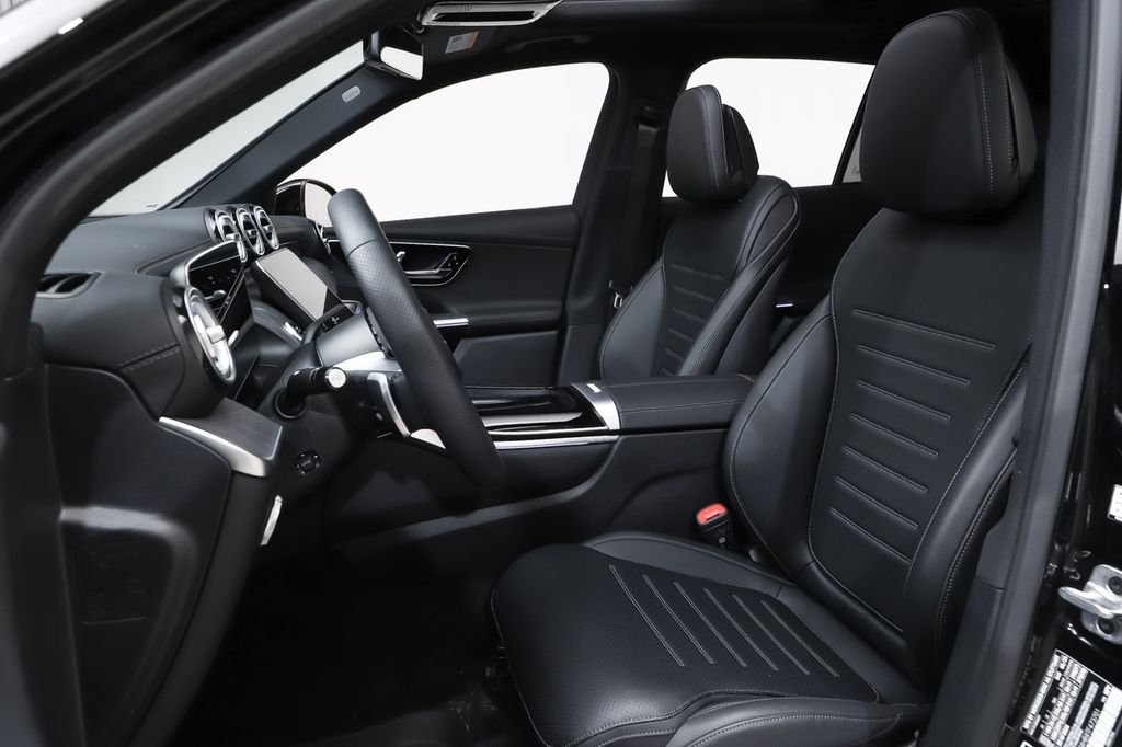 New 2026 Black Mercedes-Benz GLC 300 image 9