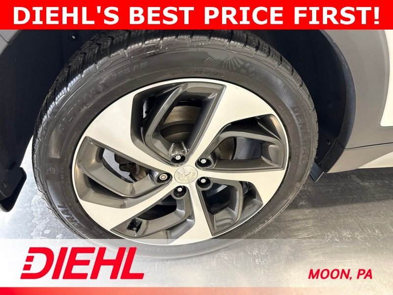 Used 2017 White Hyundai Limited image 8