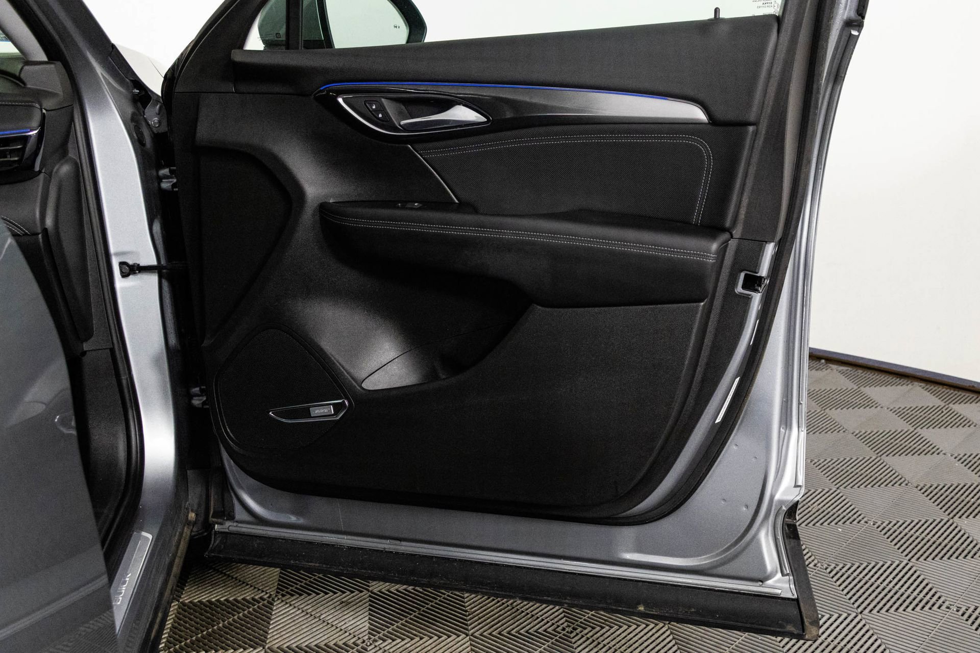 2025 BUICK ENVISION - Image 38