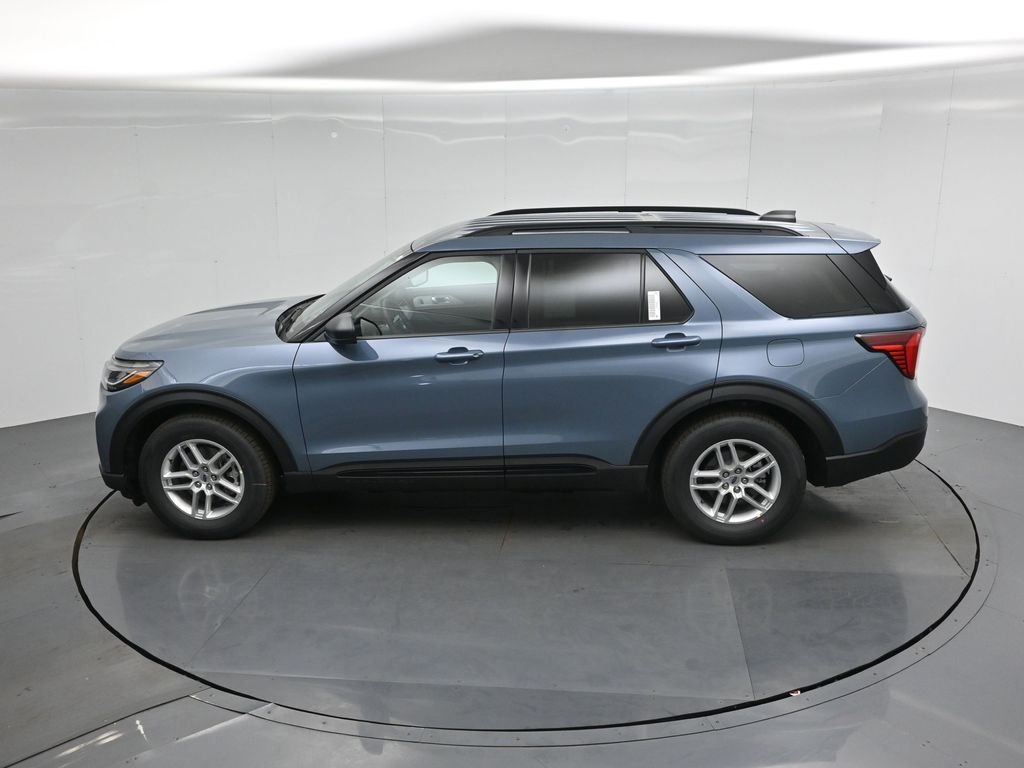 New 2026 Vapor Blue Metallic Ford Active image 41