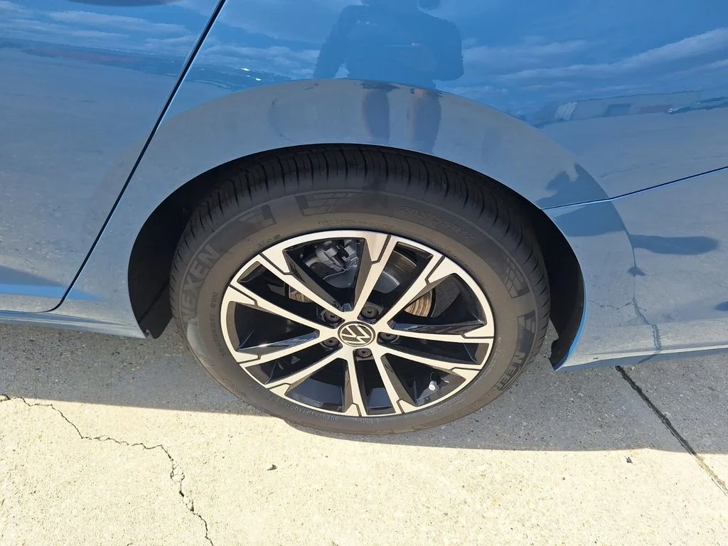 New 2026 Blue Volkswagen 1.5T Sport image 23