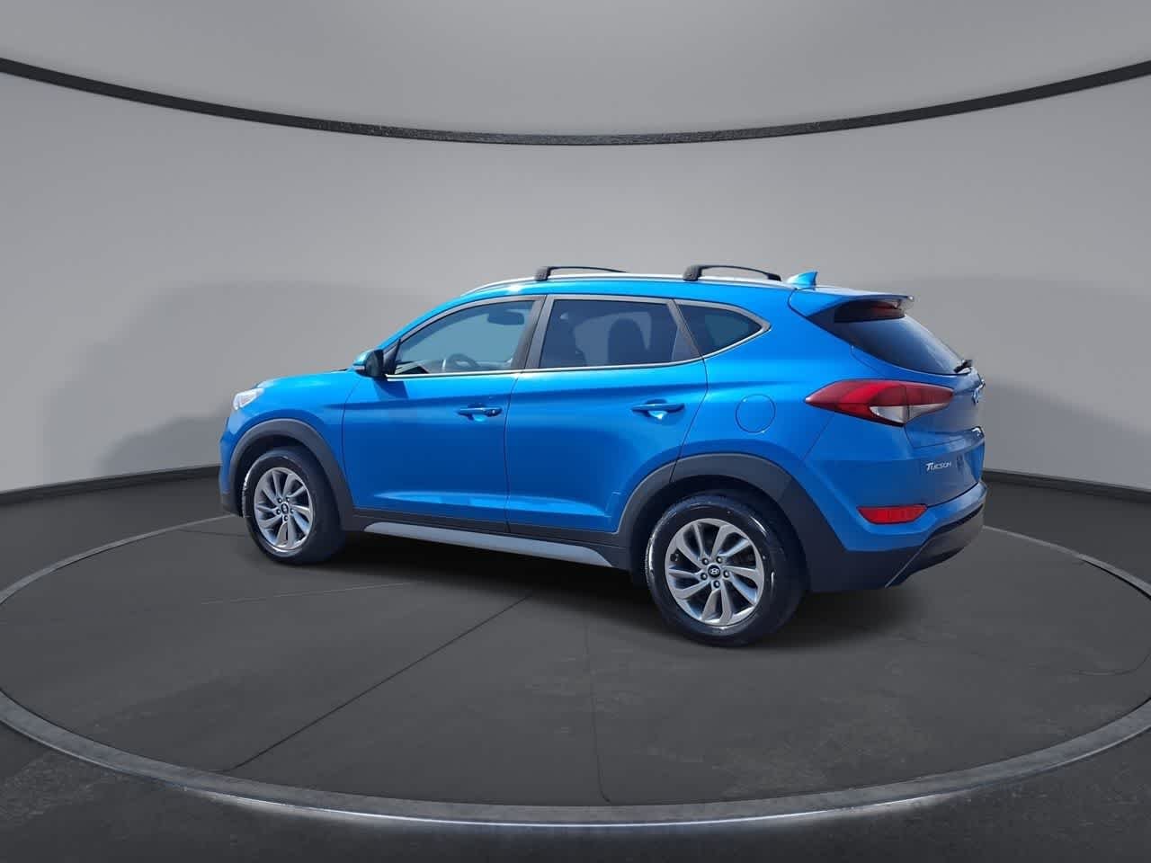 Used 2018 Caribbean Blue Hyundai SEL Plus image 6