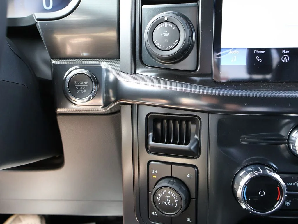 New 2026 Agate Black Metallic Ford Lariat® image 32