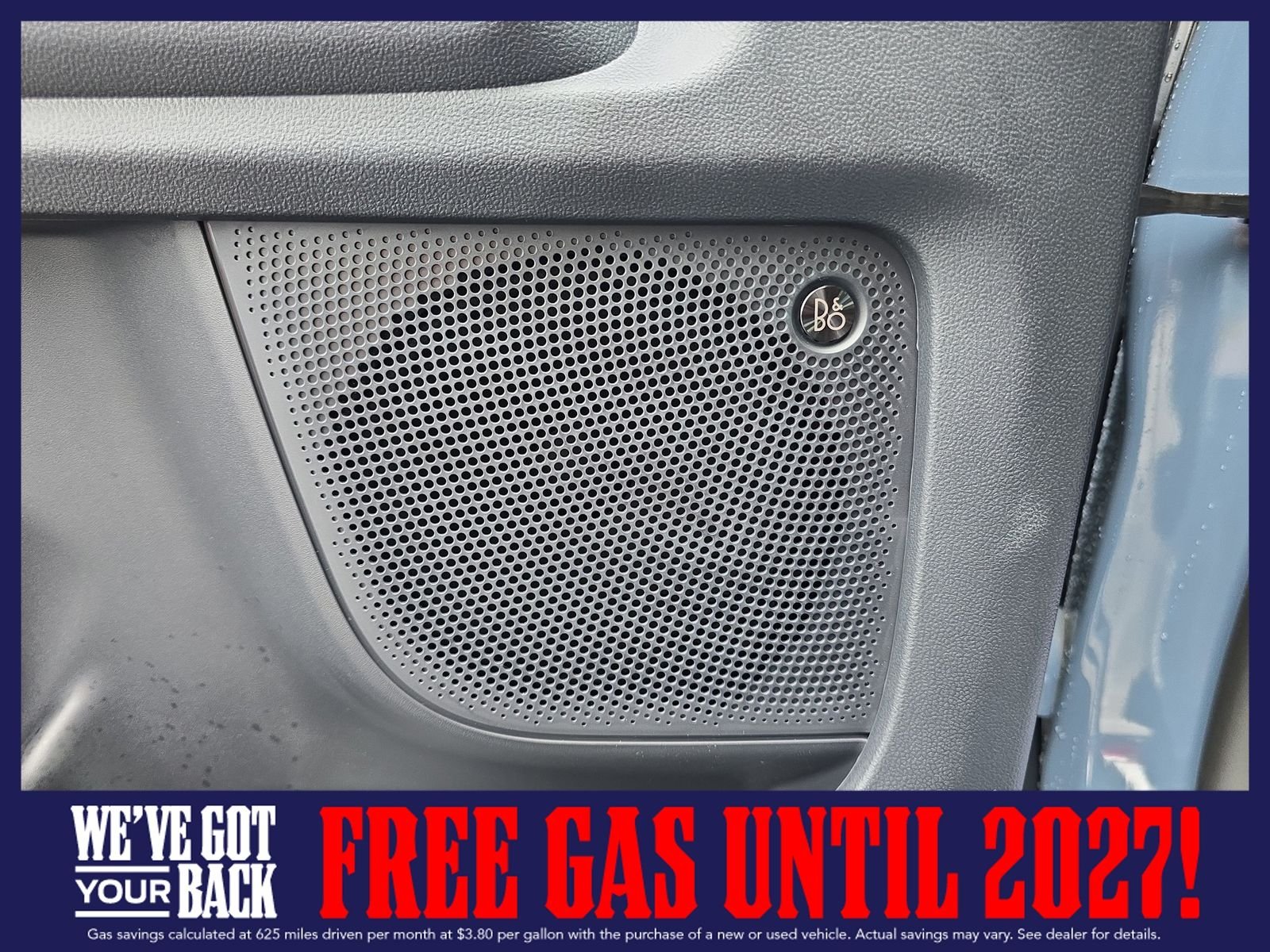 New 2025 Azure Gray Metallic Tri-Coat Ford Outer Banks image 18
