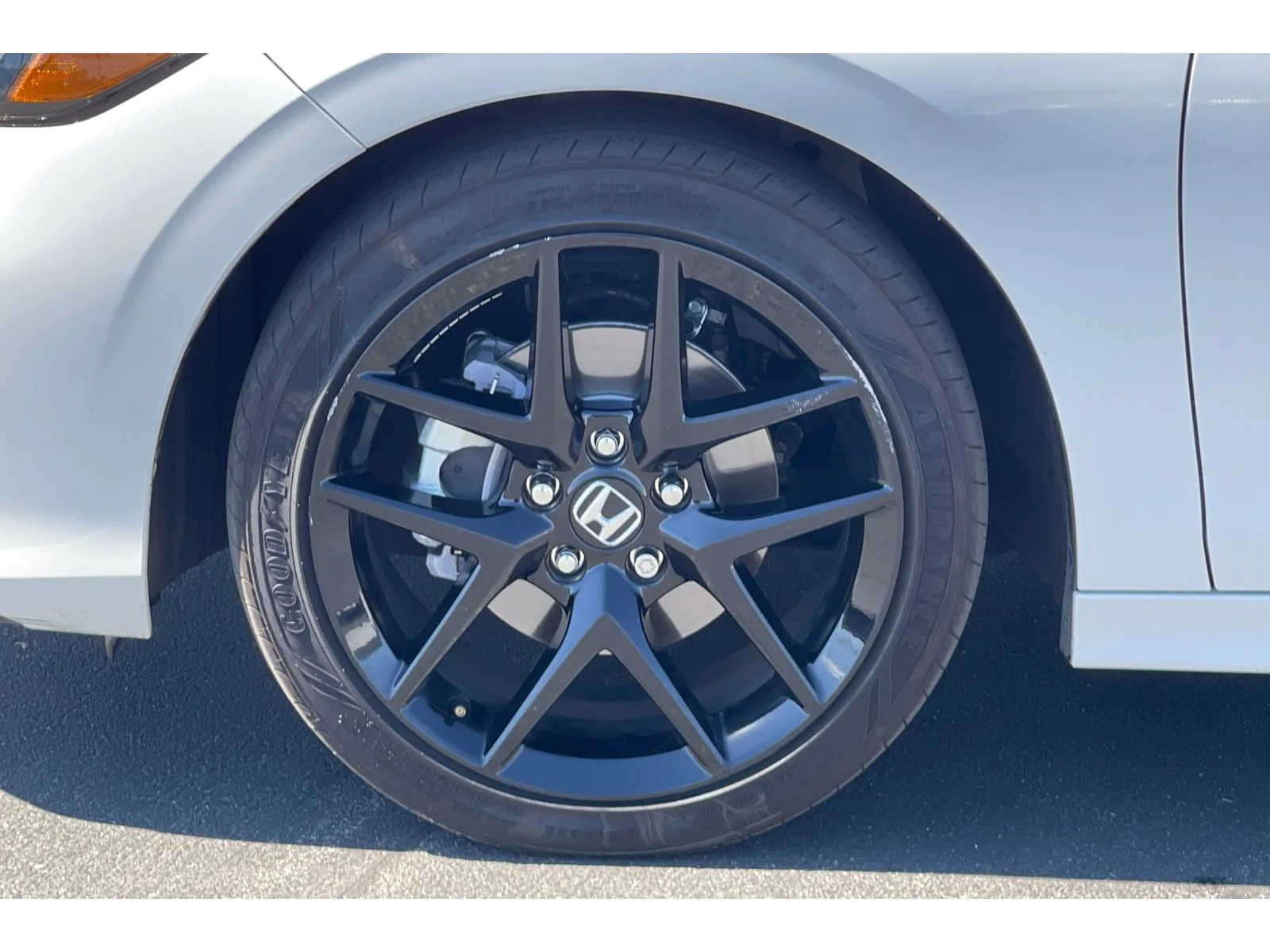 Used 2026 Platinum White Pearl Honda 2WD Sport Hybrid image 10