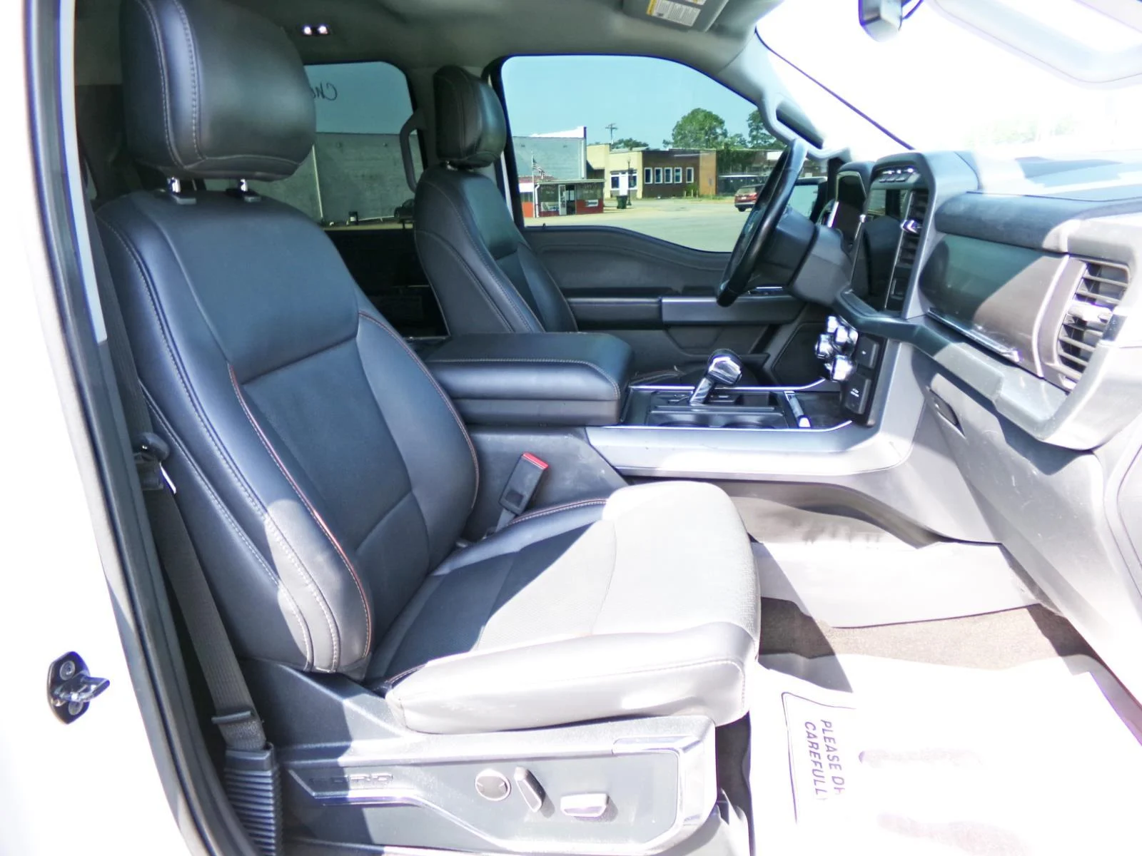 Used 2021 Oxford White Ford LARIAT image 16