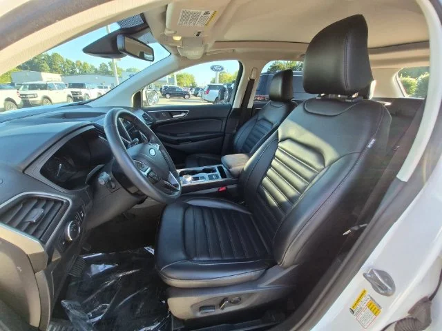 Used 2024 White Ford SEL image 21