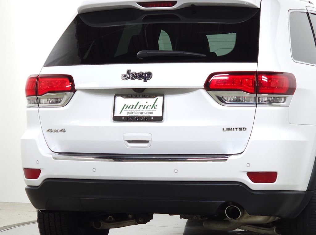 Used 2021 Bright White Clearcoat Jeep Limited image 10