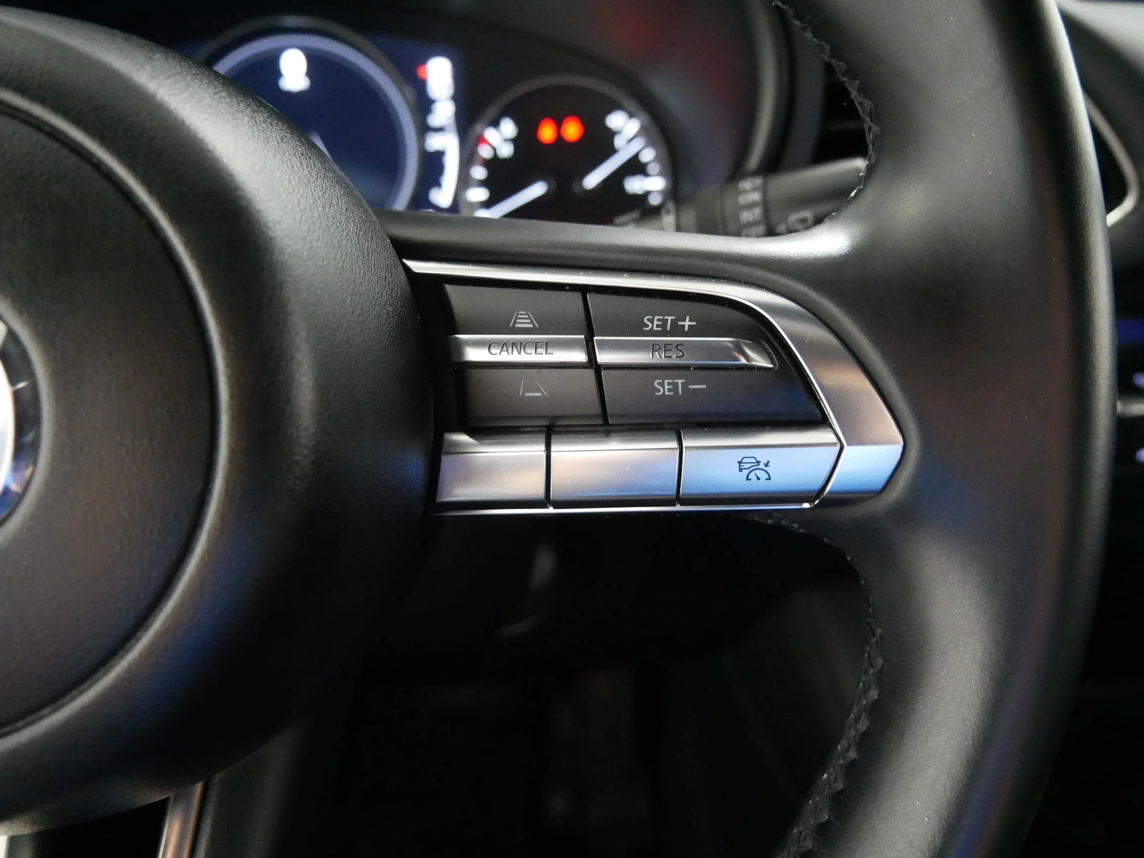 Used 2019 Machine Gray Metallic Mazda  image 28
