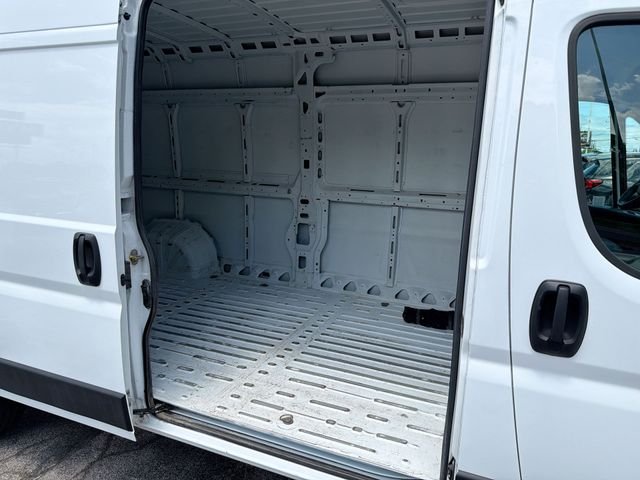 Used 2023 White Ram High Roof image 31