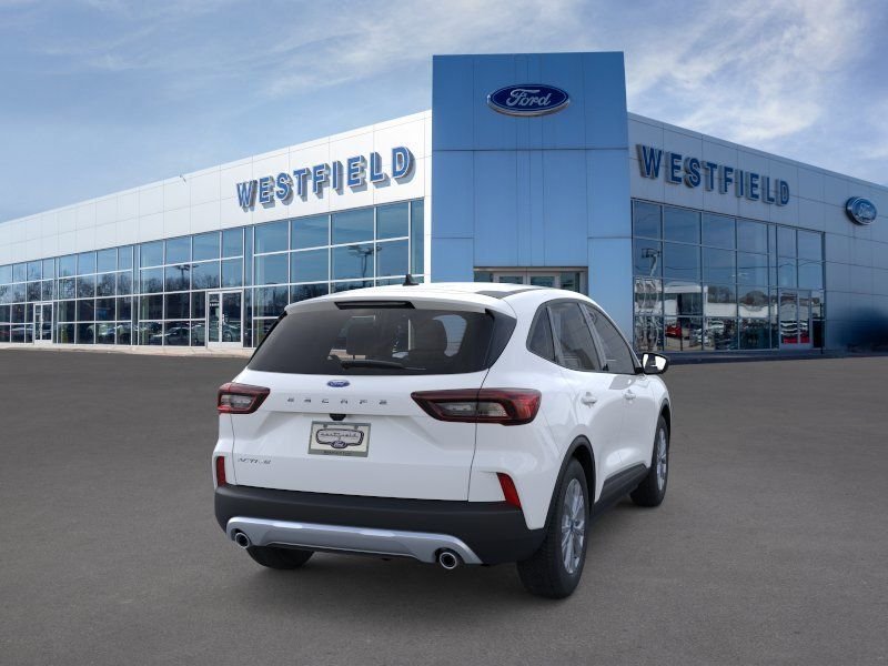 New 2025 Oxford White Ford Active™ image 31