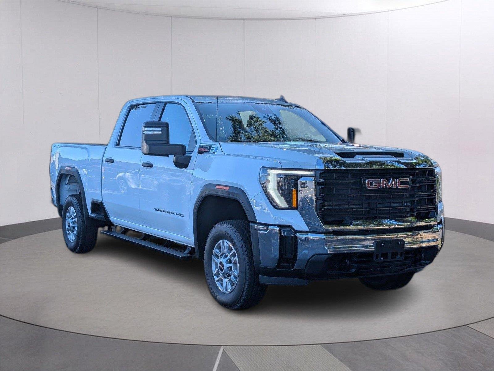 New 2026 Summit White GMC Pro image 9