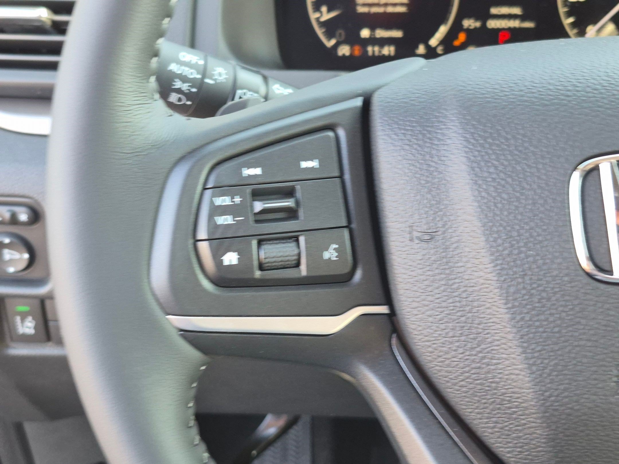 2026 Honda Ridgeline RTL - Photo 16