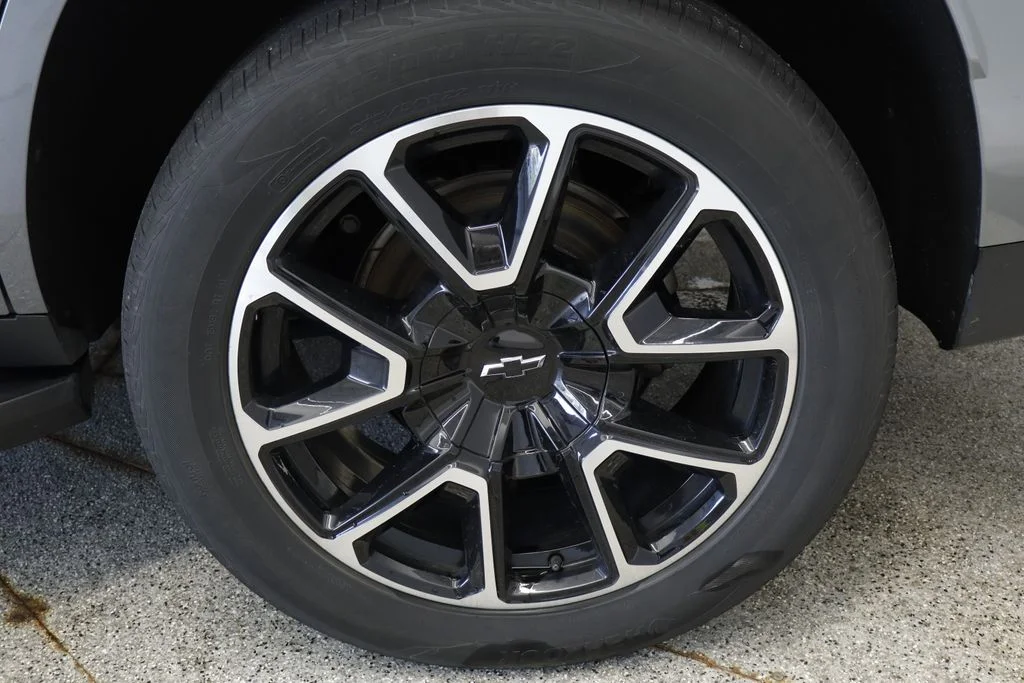Used 2022 Gray Chevrolet RST image 13
