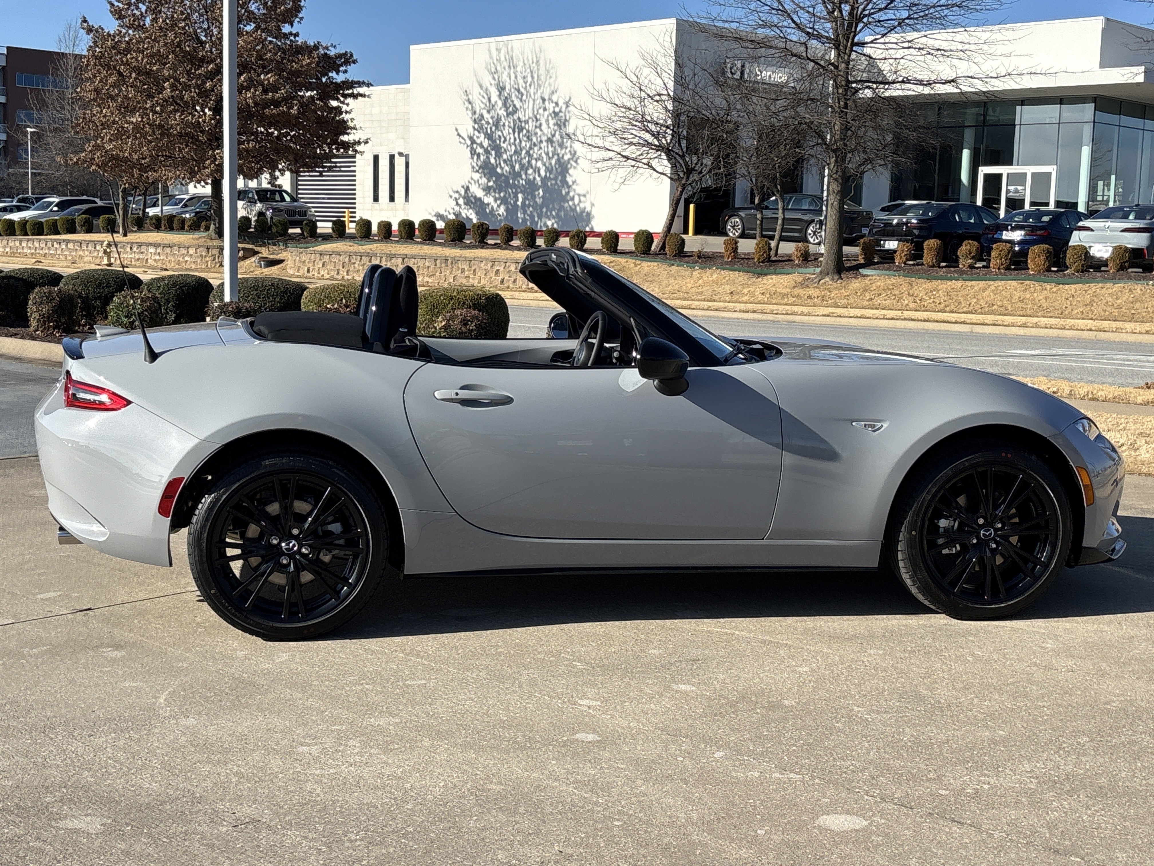 New 2025 Mazda MX-5 MIATA Club CONVERTIBLE in Bentonville #Z660380