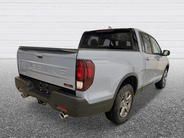 New 2026 Sonic Gray Pearl Honda TrailSport image 6