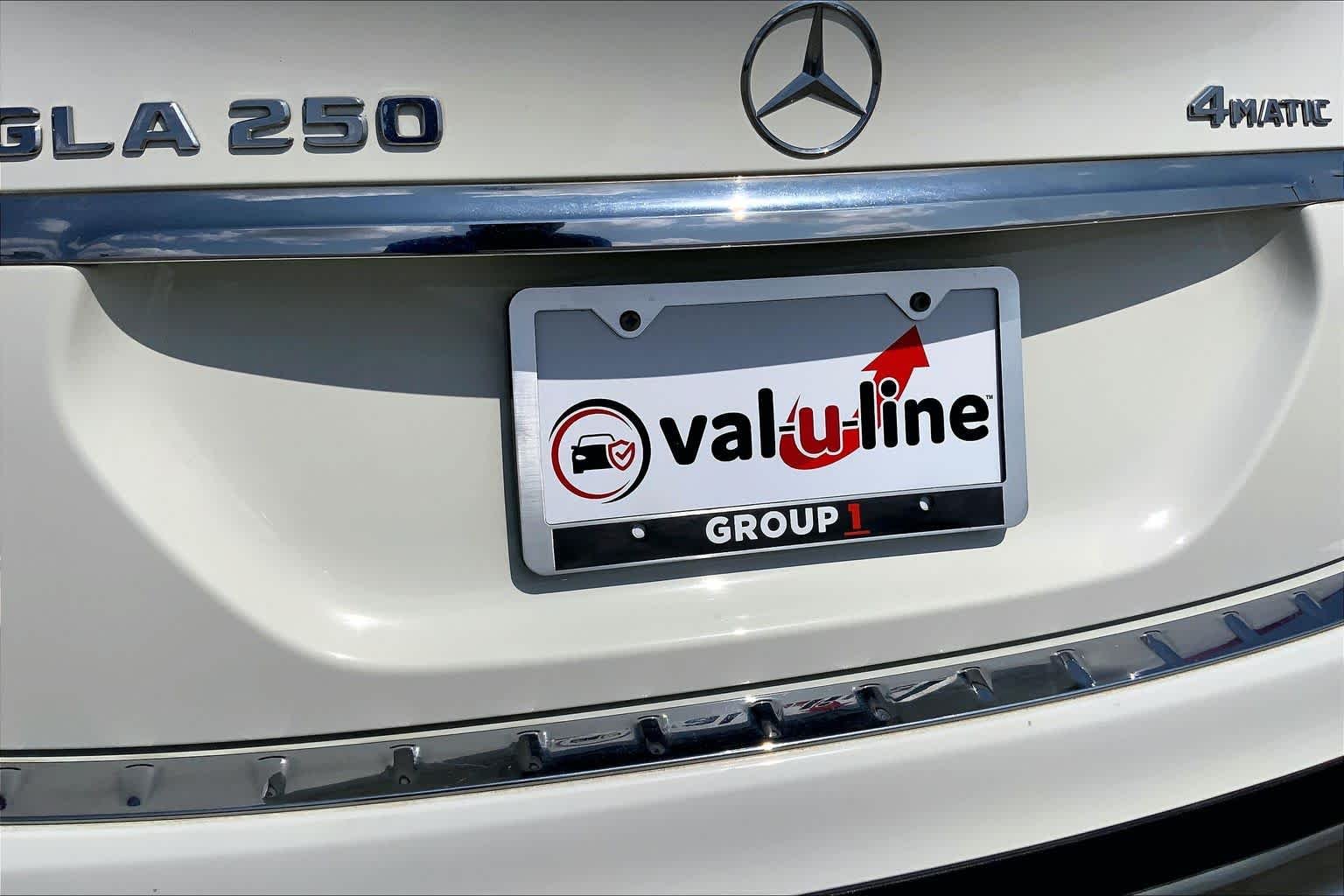 Used 2017 Cirrus White Mercedes-Benz GLA 250 image 10