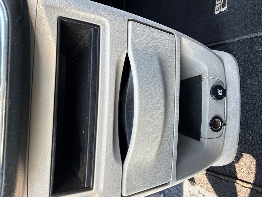 Used 2017 Black Dodge SE image 12