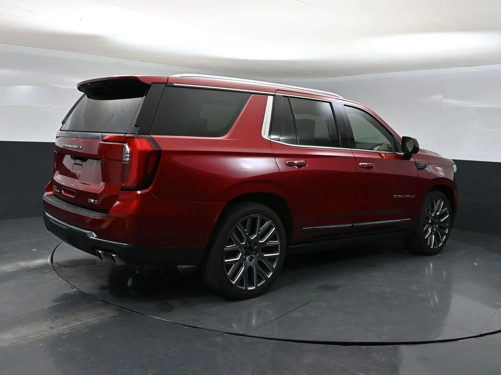 Used 2025 Volcanic Red GMC Denali Ultimate image 2