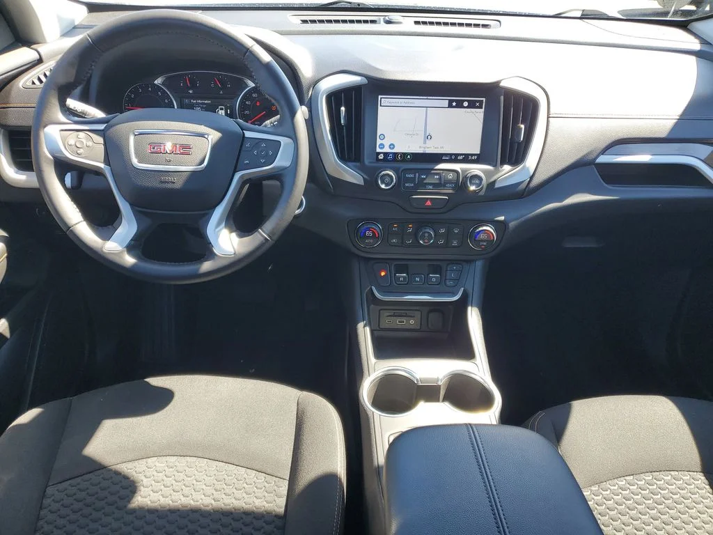 Used 2018 Ebony Twilight Metallic GMC SLE image 22