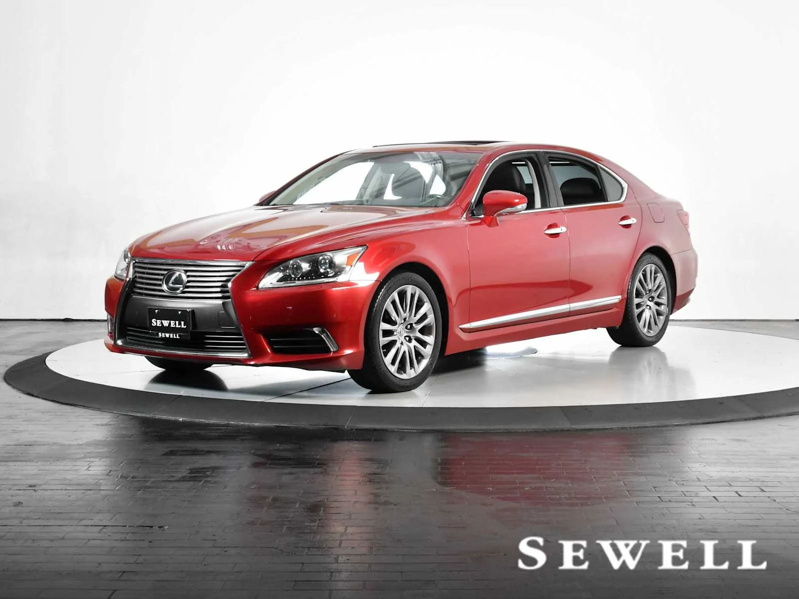 2014 Lexus LS 500 460's photo