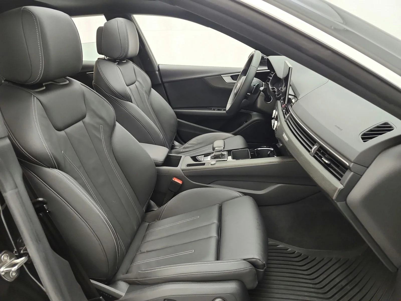 Used 2023 Mythos Black Metallic Audi S line Premium image 19