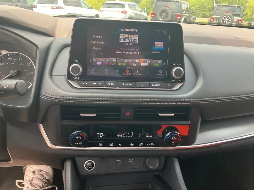 2023 Nissan Rogue SV - Photo 20