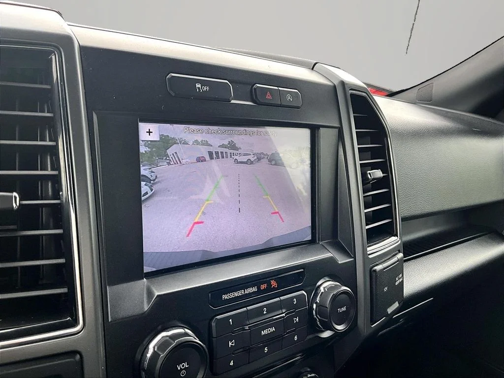 Used 2018 Black Ford XLT image 23