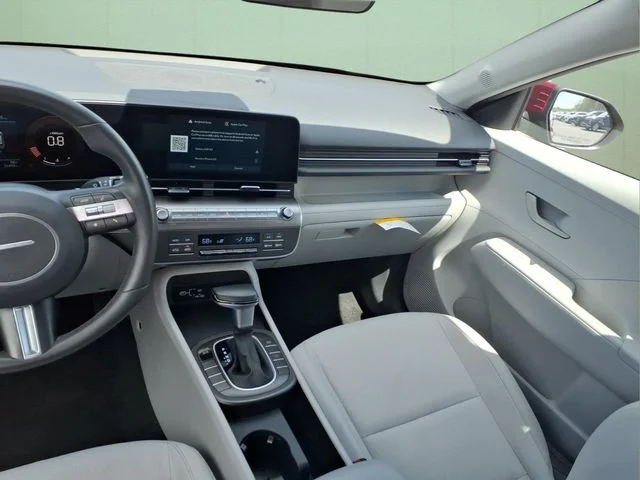 Used 2025 Red Hyundai SEL image 19