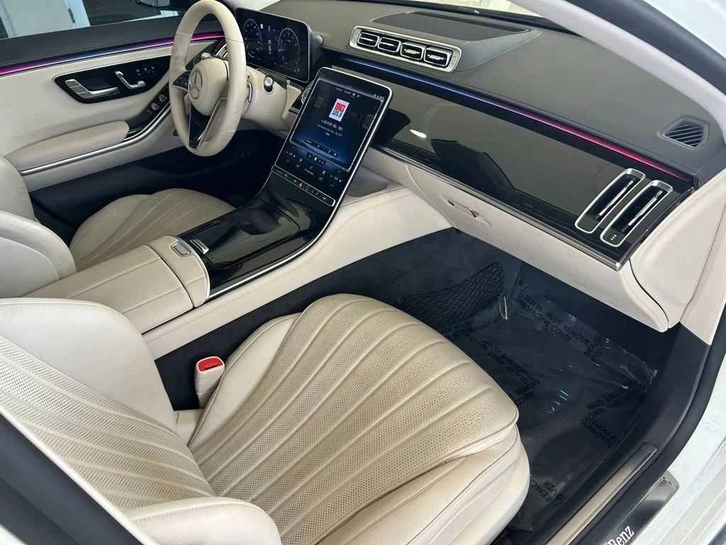 Used 2022 White Mercedes-Benz S 500 image 26