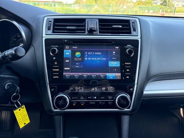 Used 2019 Ice Silver Metallic Subaru 2.5i Premium image 25