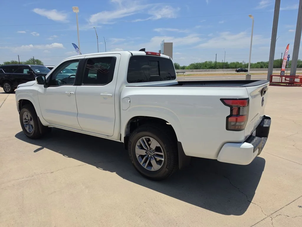 New 2026 Glacier White Nissan Crew Cab SV image 4