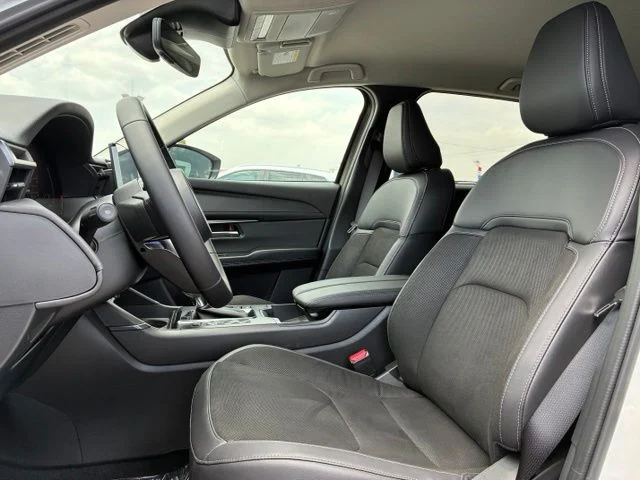 New 2026 Rhodium White Metallic Mazda 2.5 S Preferred AWD image 23