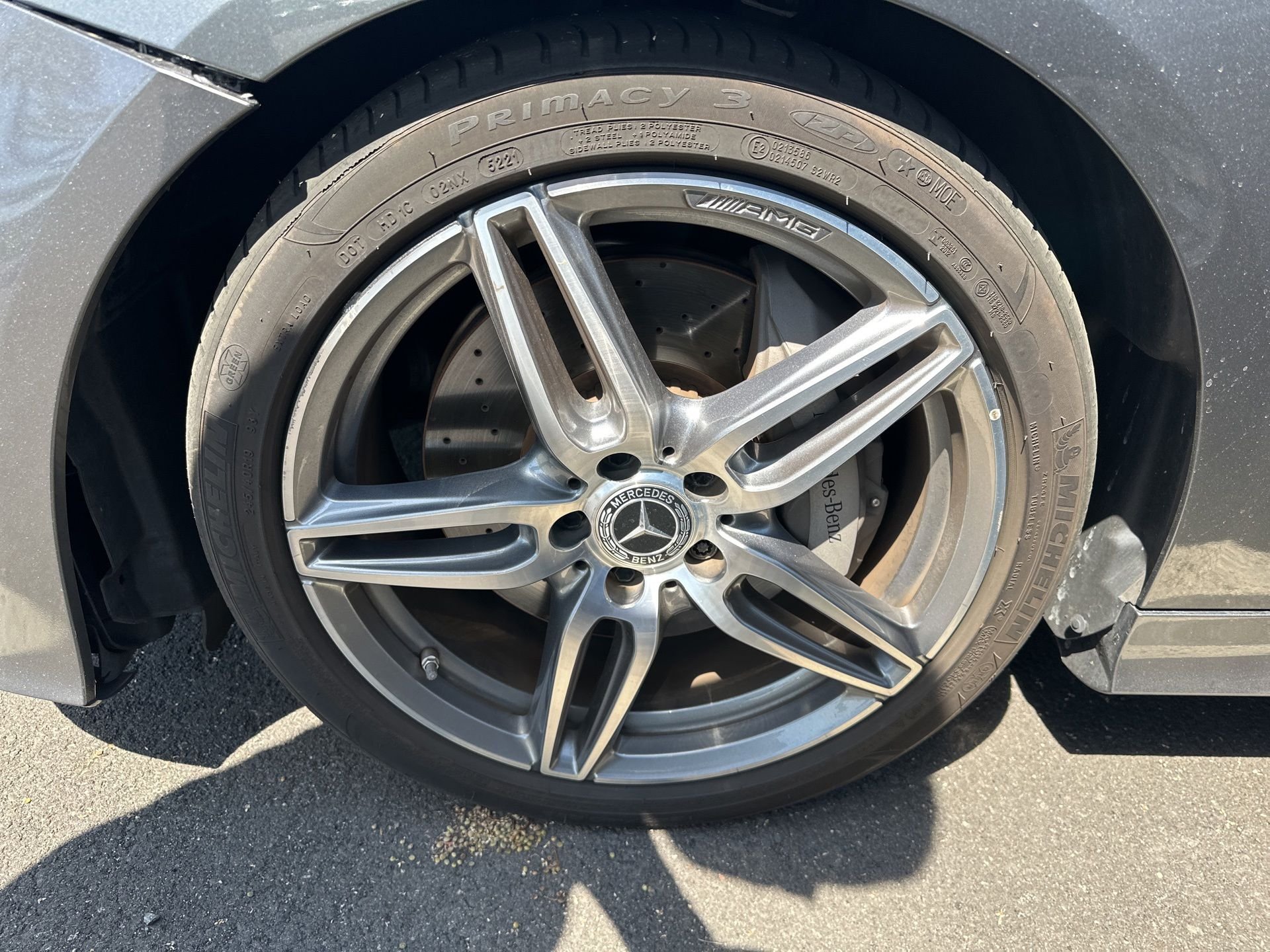 Used 2018 Gray Mercedes-Benz E 400 image 3