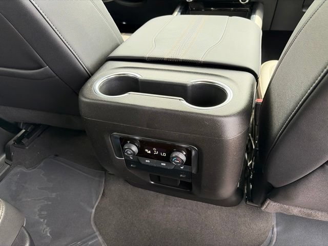 2026 Chevrolet Suburban High Country - Photo 51