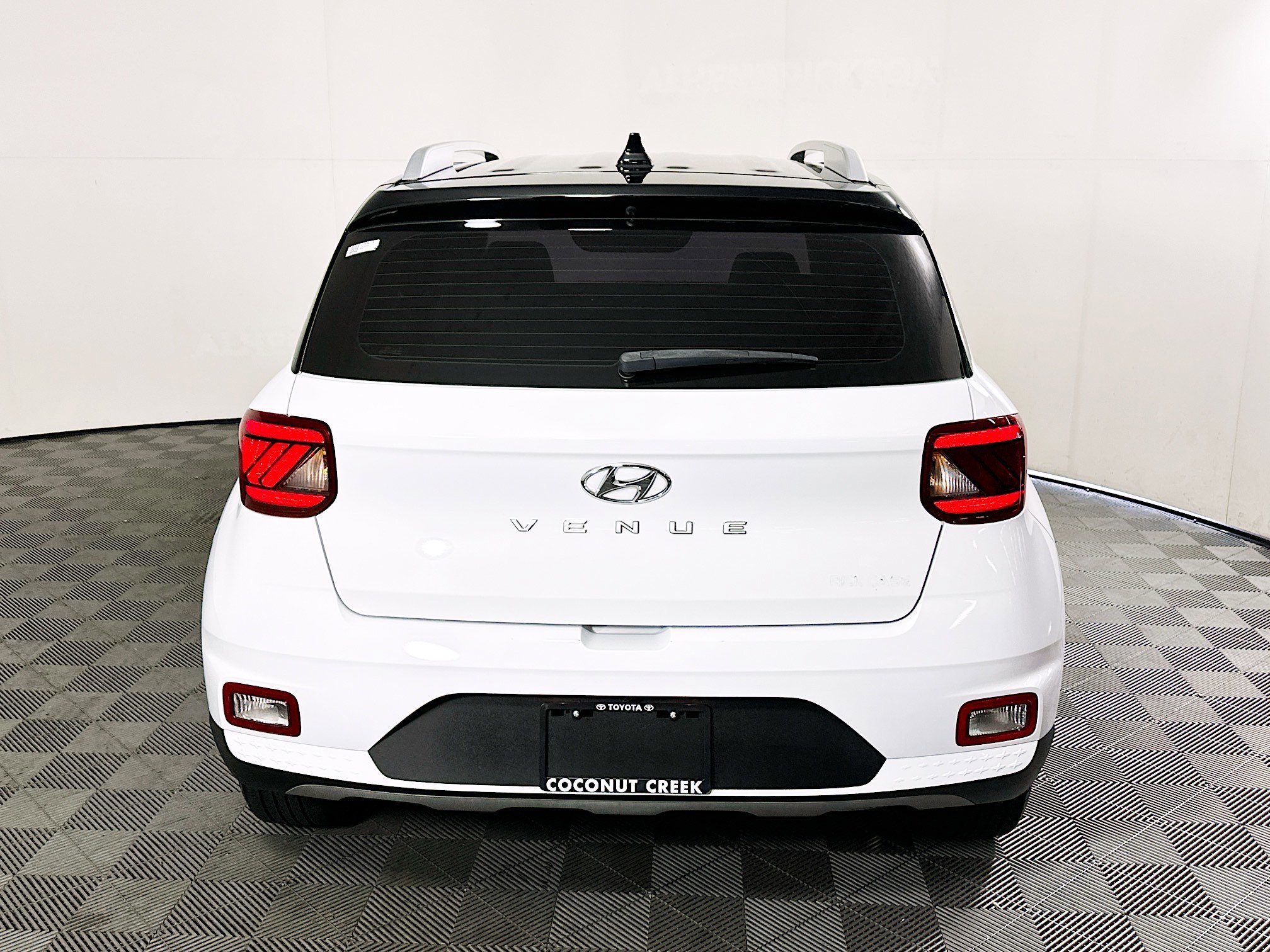 2022 Hyundai Venue thumbnail 6