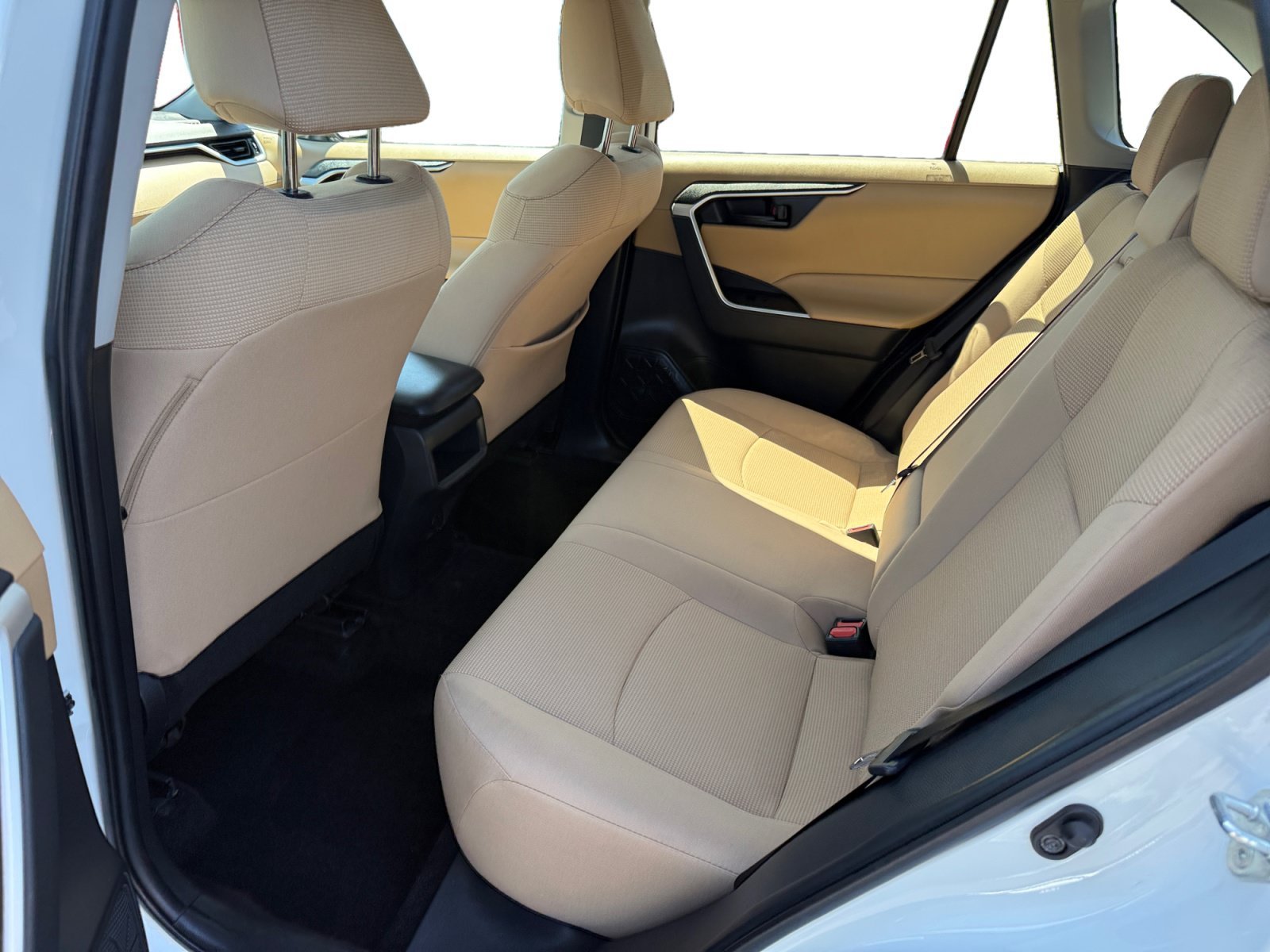 Used 2021 Super White Toyota LE image 16