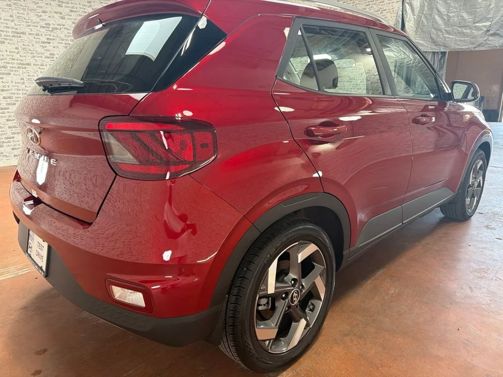 Used 2026 Ultimate Red Hyundai SEL image 7