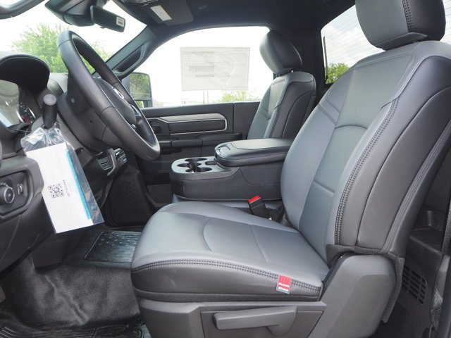 New 2025 Bright White Clearcoat RAM Tradesman image 14